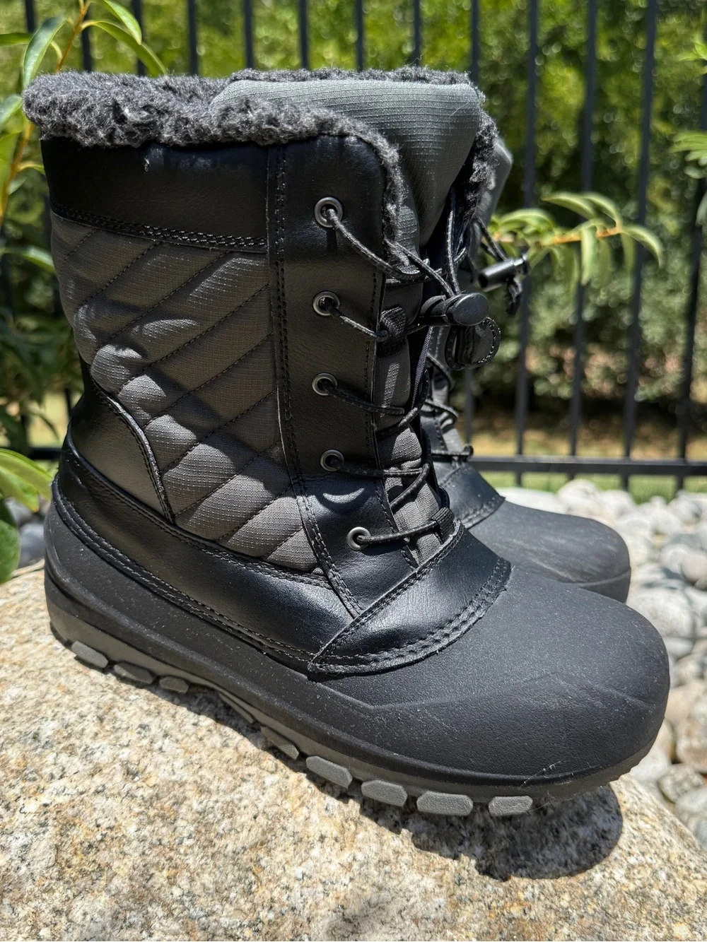 Men’s Thermolite Insulated Winter Snow Boots Faux Fur Waterproof Size 6 Black